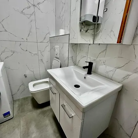 Ae Himara, Your Vacation Place Appartamento