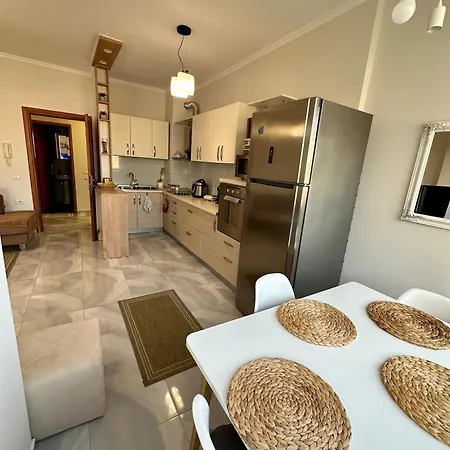 Ae Himara, Your Vacation Place Appartamento *